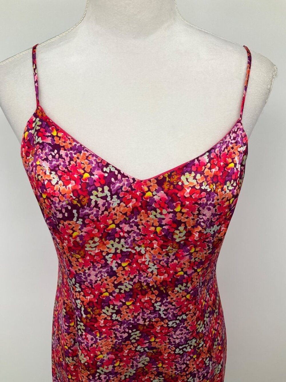 French Connection size 6 Pink Satin Mini Floral Print Slip Dress - Picture 4 of 14